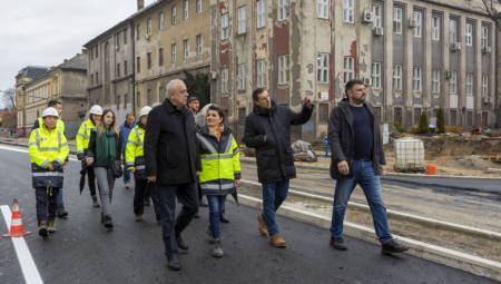 Gradonačelnik Subotice Stevan Bakić i Anita Dimoski obišli radove na izgradnji podvožnjaka u ulici Maksima Gorkog (FOTO)