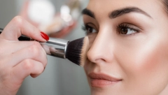 "ANTI AGING" ŠMINKA Briše tragove starenja u par laganih poteza, nijanse su ključne!