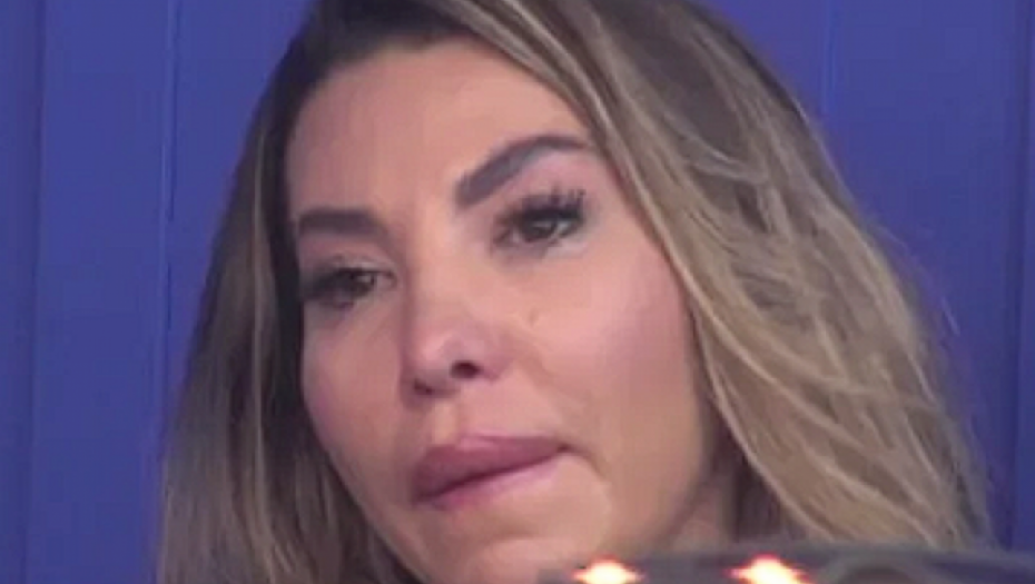 ANELI KAO DA JE ZNALA ŠTA SE DESILO JANJUŠU Isplivao tajni razgovor, Ahmićeva potpuno skrhana!