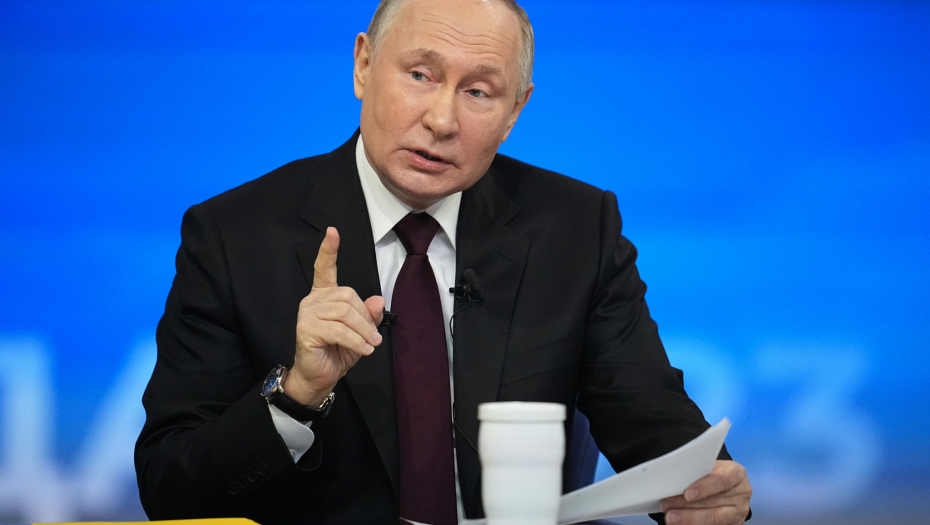 "GLUPANI, DAVNO BI SE SVE ZAVRŠILO" Oglasio se Putin: Nije sigurno da će Ukrajina postojati