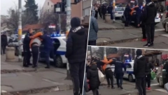 SNIMAK HAPŠENJA NA DUŠANOVCU Muškarac sa pištoljem ušao u poštu, policija odmah reagovala (VIDEO)