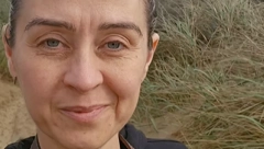 "NE ŽURI MI SE" 37-mogodišnja pravnica na meti osude da je parazit jer živi sa roditeljima, a ona ne mari za komentare