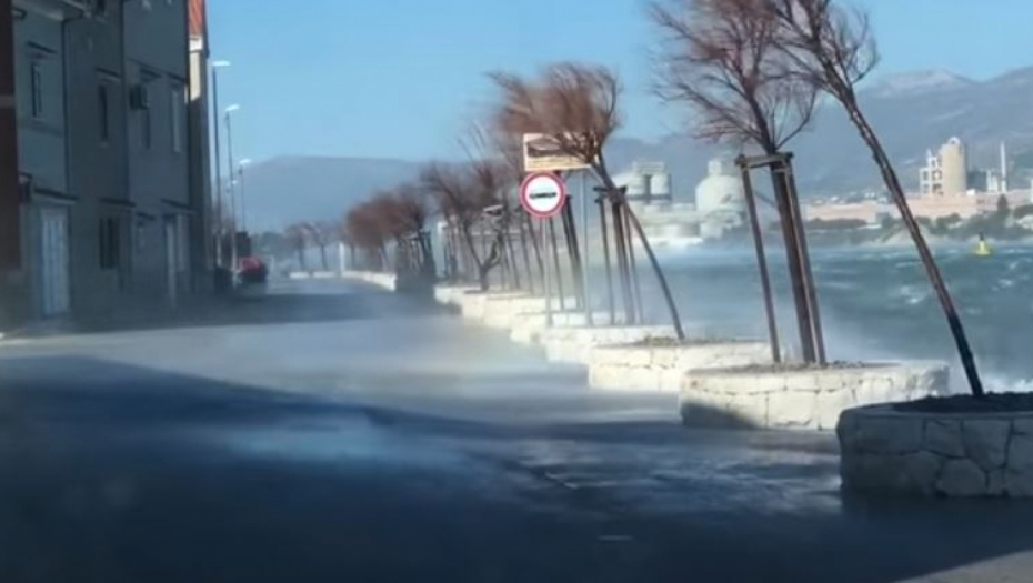 HRVATSKU POGODILO STRAŠNO NEVREME U ovom gradu zabeležen najjači udar bure