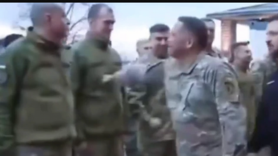 AMERIČKI GENERAL PESNICOM UDARIO UKRAJINSKOG VOJNIKA! Zelenski morao odmah da reaguje (VIDEO)