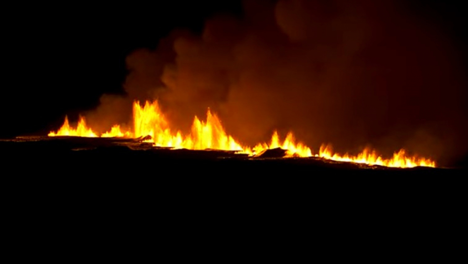 ERUPCIJA VULKANA NA ISLANDU Evakuisano oko 4.000 ljudi (VIDEO)