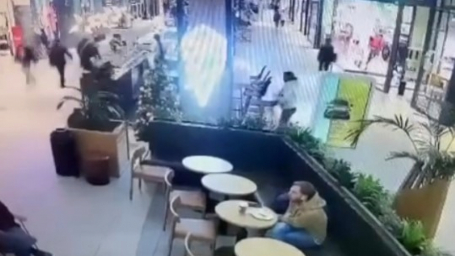 "ON JE MOJOJ SESTRI UKRAO TELEFON" Svi traže muškarca u beloj jakni, danas je snimljen u beogradskom tržnom centru