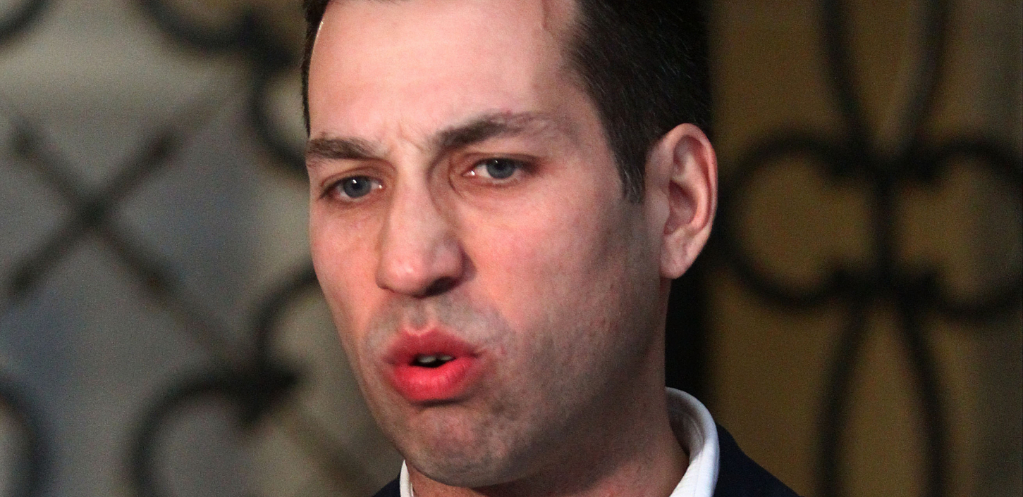 RAZMONTIRANE SU GNUSNE LAŽI DOBRICE VESELINOVIĆA I to ga je upropastio OPOZICIONI novinar