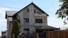 KUĆA RODIĆA U TITELU ODIŠE LUKSUZOM Kristalni lusteri i mermerni pod, a evo kako je nekada izgledala!