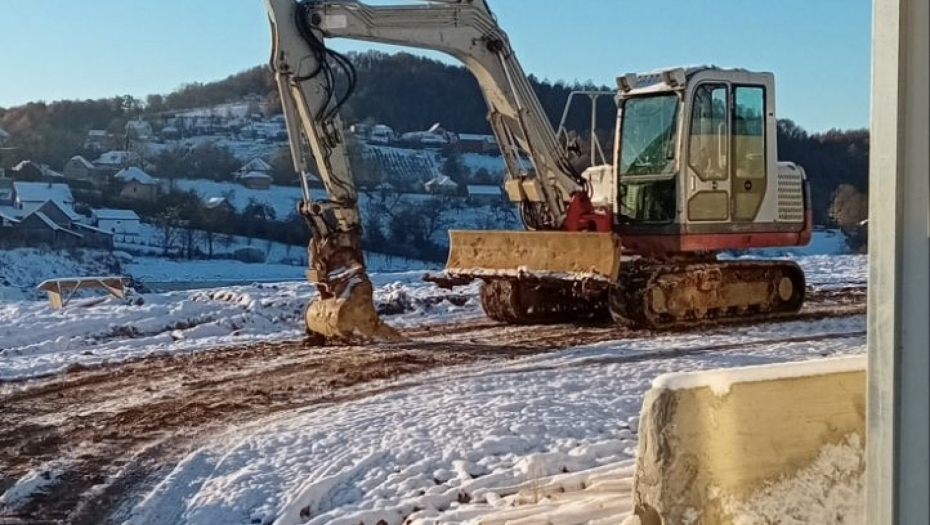 NEVEROVATNA KRAĐA U LUČANIMA Nećete moći da poverujete šta su lopovi tokom noći uspeli da odnesu