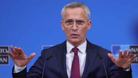 STOLTENBERG: NATO se ne meša u rat u Ukrajini tako što donira američke F-16 za napade na Rusiju