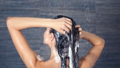 RAZLIKA VIDLJIVA VEĆ POSLE PRVOG PRANJA Ako stavite ovaj ZAČIN u šampon, kosa će početi da raste kao luda!