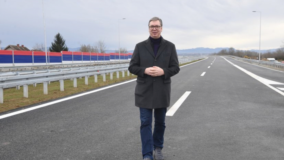 VUČIĆ SUTRA OBILAZI RADOVE Gradi se brza saobraćajnica Bački Breg - Srpska Crnja