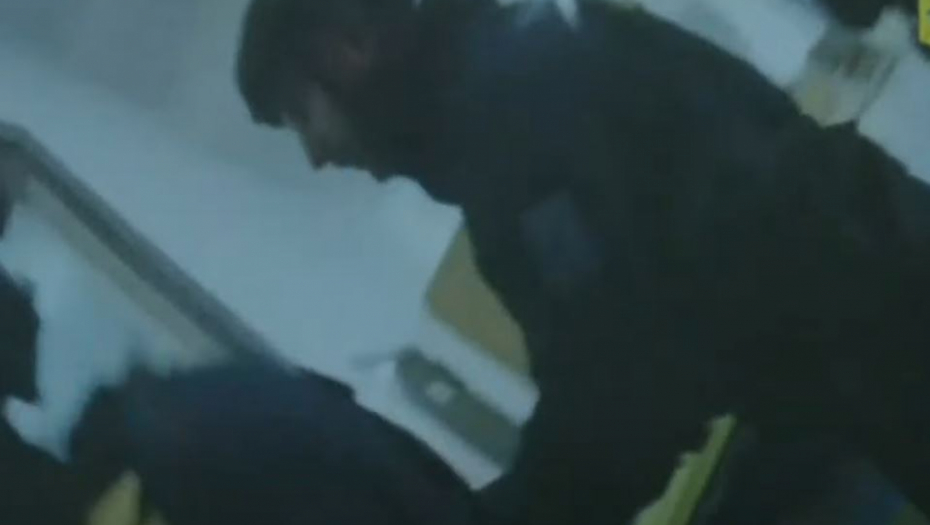 U KUĆI UBICE IZ PRAGA PRONAĐENA RUČNO NAPRAVLJENA BOMBA David je ubio oca, pa izvršio MASAKR na fakultetu