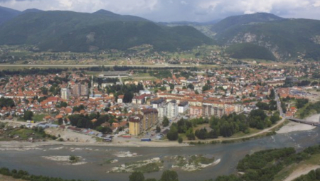 Maloletnici pod uticajem opijata pretukli srednjoškolca u Beranama