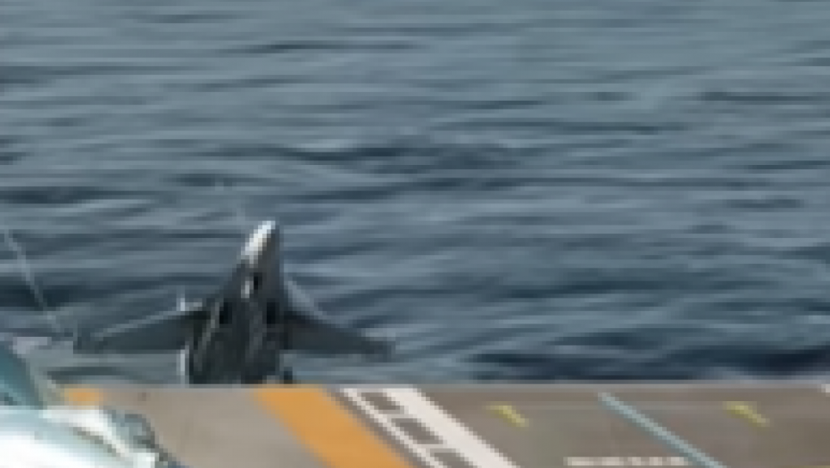 OPASNO, LUDO Video snimak od kog zastaje dah, pogledajte gde je sleteo pilot Suhoja Su-27K (VIDEO)