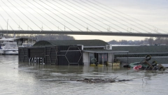 STIGLI NALAZI VEŠTAČENJA Otkriveno zašto je potonuo splav "Kartel", ljudi završili u Savi