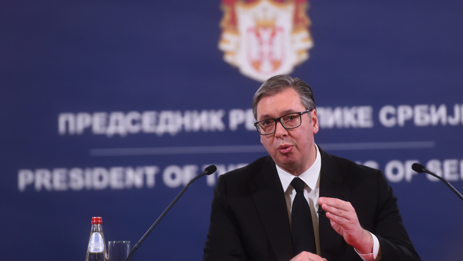 "NAPADATE NAŠ NAROD IZ REPUBLIKE SRPSKE NI KRIV NI DUŽAN!" Vučić o izborima: MUP će proveriti sve što je dostavljeno, svakog poimence