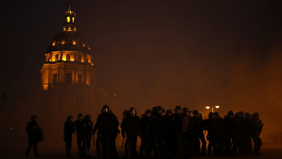 FRANCUSKA RASPOREĐUJE POLICIJU Građani pozvani na oprez!