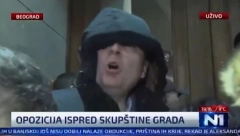 ZELENOVIĆ DAO ZNAK ALEKSIĆU Evo kako je započeo napad majdanovaca na Skupštinu grada Beograda (VIDEO)