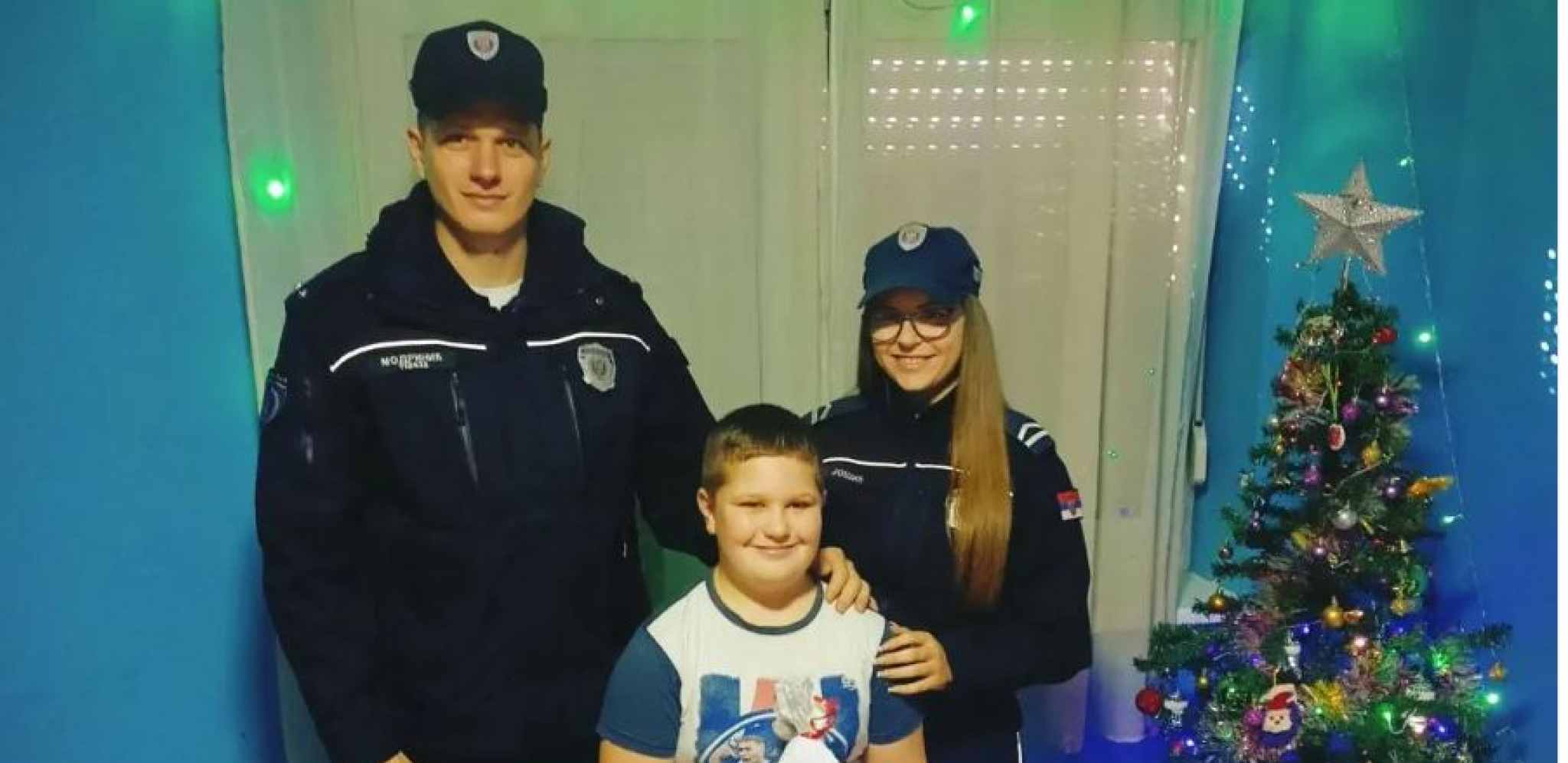 SEĆATE LI SE MALOG MIHAJLA KOJI JE POLICAJCU VRATIO NOVČANIK? MUP jednim gestom pokazao da ga nisu zaboravili