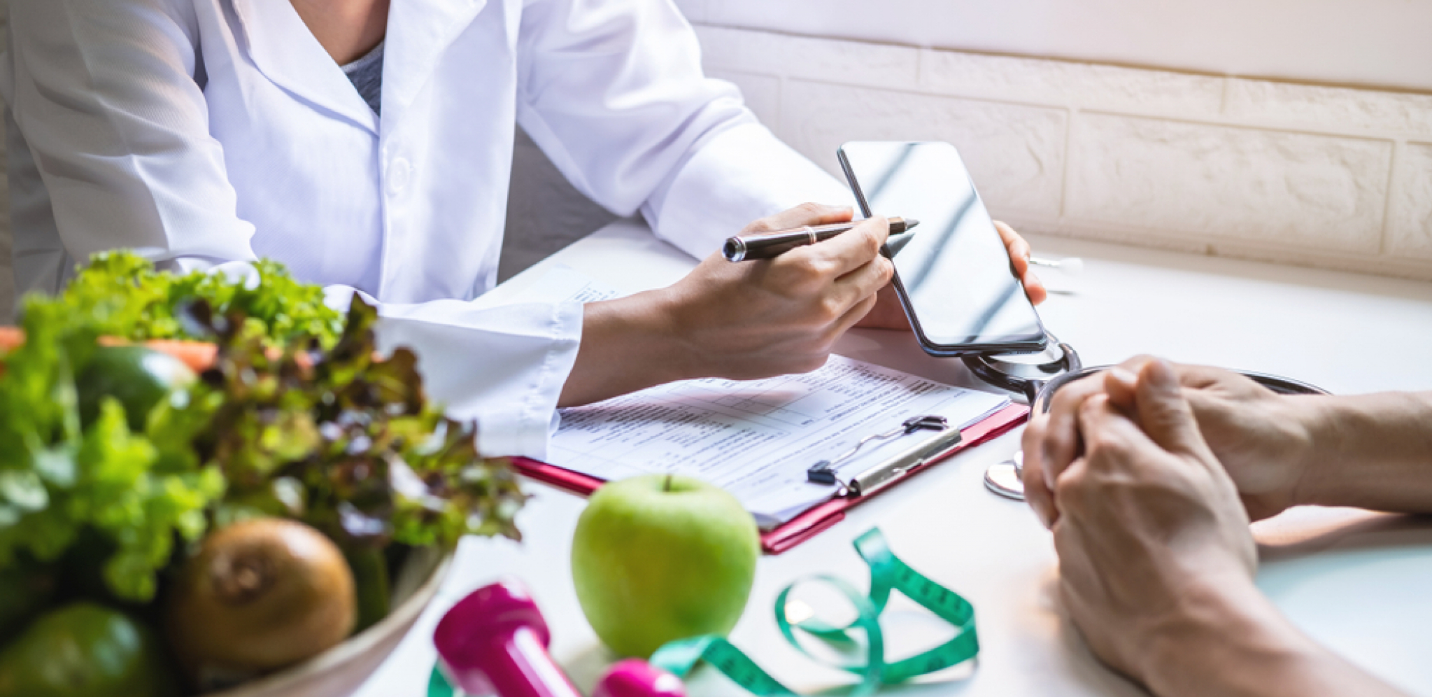 KAKO SAČUVATI ZDRAVLJE KOSTIJU Uloga vitamina u prevenciji osteoporoze