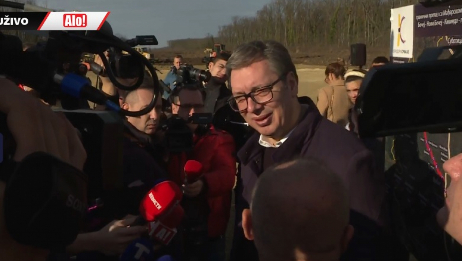 DOBAR DAN! NJIHAO! Vučić se ovako javio putarima, a njihove reakcije - OVO SU MU REKLI KAO IZ TOPA