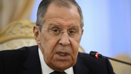 "SAMI ĆEMO TO REŠITI" Lavrov: Rusiji nije potrebna pomoć