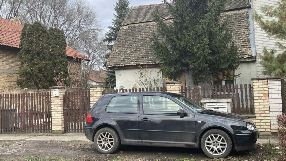 OVO JE KUĆA U KOJOJ SE DOGODIO STRAVIČAN ZLOČIN U TEMERINU Sin ubio oca sekirom posle svađe (VIDEO)