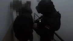 POSVAĐAO SE S DEVOJKOM, PA PUCAO PIŠTOLJEM PO STANU NA VOŽDOVCU Komšije čule vrištanje i zapomaganje