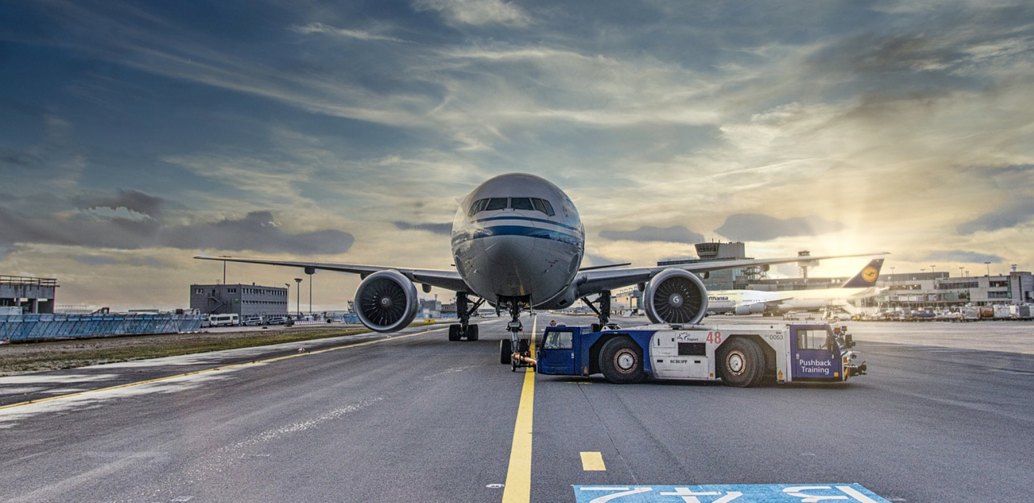RADNICI OBEZBEĐENJA NA AERODROMU SPREČILI INCIDENT Ono što je putnik pokušao da prošvercuje u pantalonama izaziva jezu!