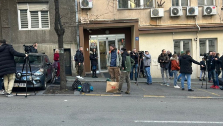 U SRBIJI IMA VIŠE OD 35.000 UDRUŽENJA I NVO, 139 DOBILO NOVAC DA RUŠI DRŽAVU: Teško dokazivo ko od njih deluje antiustavno!