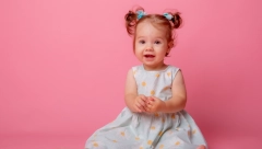 ONA KOJA JE BLAGE NARAVI I UVEK POZITIVNA Kratko i moderno ime koje roditelji u Srbiji sve češće daju svojim ćerkama