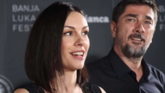 PRVI PUT JAVNO POKAZALA BLIZNAKINJE! Ovo su ćerke Slobode Mićalović i Vojina Ćetkovića: "Uskoro više od mame"