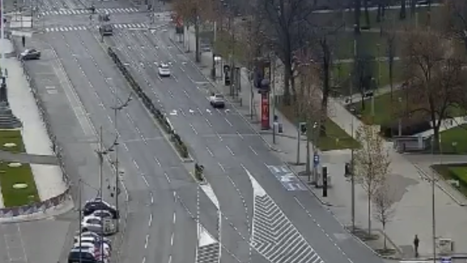 BEOGRAD SPAVA POSLE DOČEKA! Na ulicama prestonice ne da nema gužvi, nego nema žive duše!