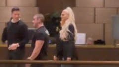 KARLEUŠU PRATI JAKO OBEZBEĐENJE Jelena spremna da zapali Beograd za reprizu Nove godine