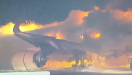 OSTALI SAMO DUGMIĆI Vojska raznela tri MiG-29, radila kasetna municija (VIDEO)