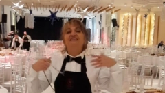 MAMA DŽEHVA KONOBARISALA ZA NOVU GODINU Majka Teodore Džehverović je ovako provela najluđu noć