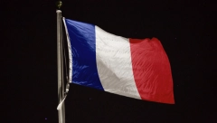 MAĐARSKA OKRENULA LEĐA FRANCUSKOJ Razdor među NATO saveznicima