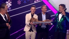 NIKAD NIJE KASNO ZA JAGNJETINU Žiki stiglo pečenje u studio, a njegova reakcija je hit