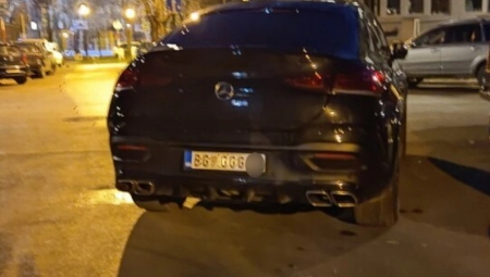 BAHATI VOZAČ SA SPECIJALNIM TABLICAMA RAZBESNEO BEOGRAĐANE Pljušte komentari i uvrede