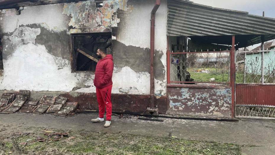 BRAĆA HEROJI ULETELI U ZAPALJENU KUĆU U NOVOM BEČEJU Jezive slike sa lica mesta: "Olgicu smo uspeli da izvučemo, ali Ivicu..." (FOTO/VIDEO)
