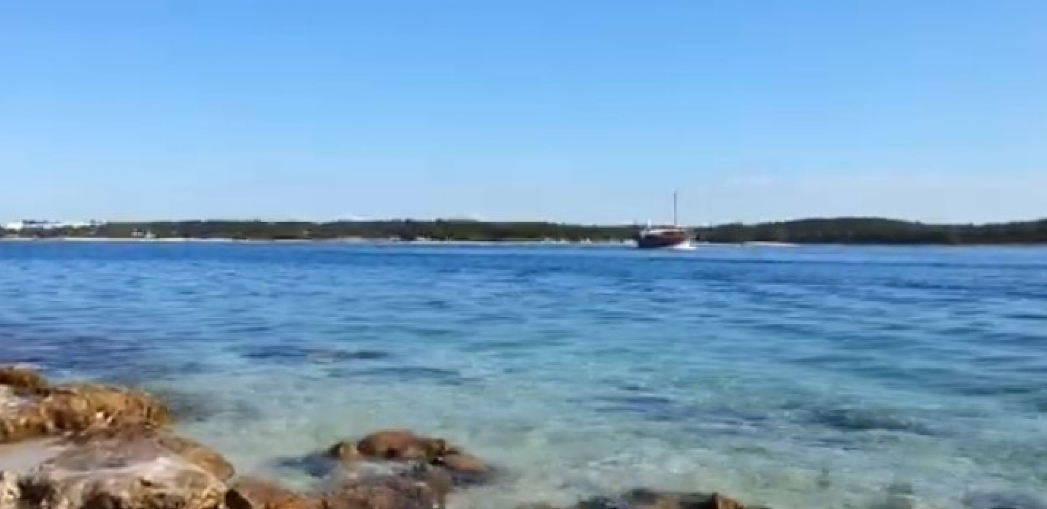 OSTRVO NA JADRANU NA PRODAJU Pogledajte koja je cena i u čemu je caka