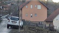 PRVE FOTOGRAFIJE SA MESTA JEZIVOG ZLOČINA Komšije van sebe nakon što je Mirjana ubila muža: "Znali smo da nije dobro"