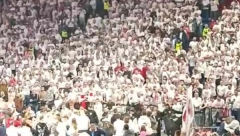 ZVIŽDUCI ZA ŽOCA Vatreni doček za Željka Obradovića na derbiju (VIDEO)