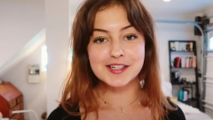 SKUČENO JE, A NE SVAĐAJU SE „Živimo u garaži, spavam s mamom, ali mi ne smeta, jer znam da tako dosta uštedimo“