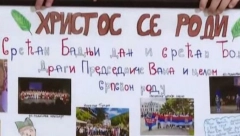 NAJLEPŠI POKLON Deca iz Severne Makedonije poklonila Vučiću sliku sa božićnim pozdravom
