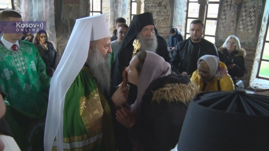 PATRIJARH SLUŽIO LITURGIJU U MANASTIRU GRAČANICA "Da naša srca budu uvek otvorena,ali i da Gospod otvori srca naših komšija na KiM"