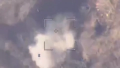 GORI NATO ORUŽJE Lancet uništio oklopno borbeno vozilo (VIDEO)