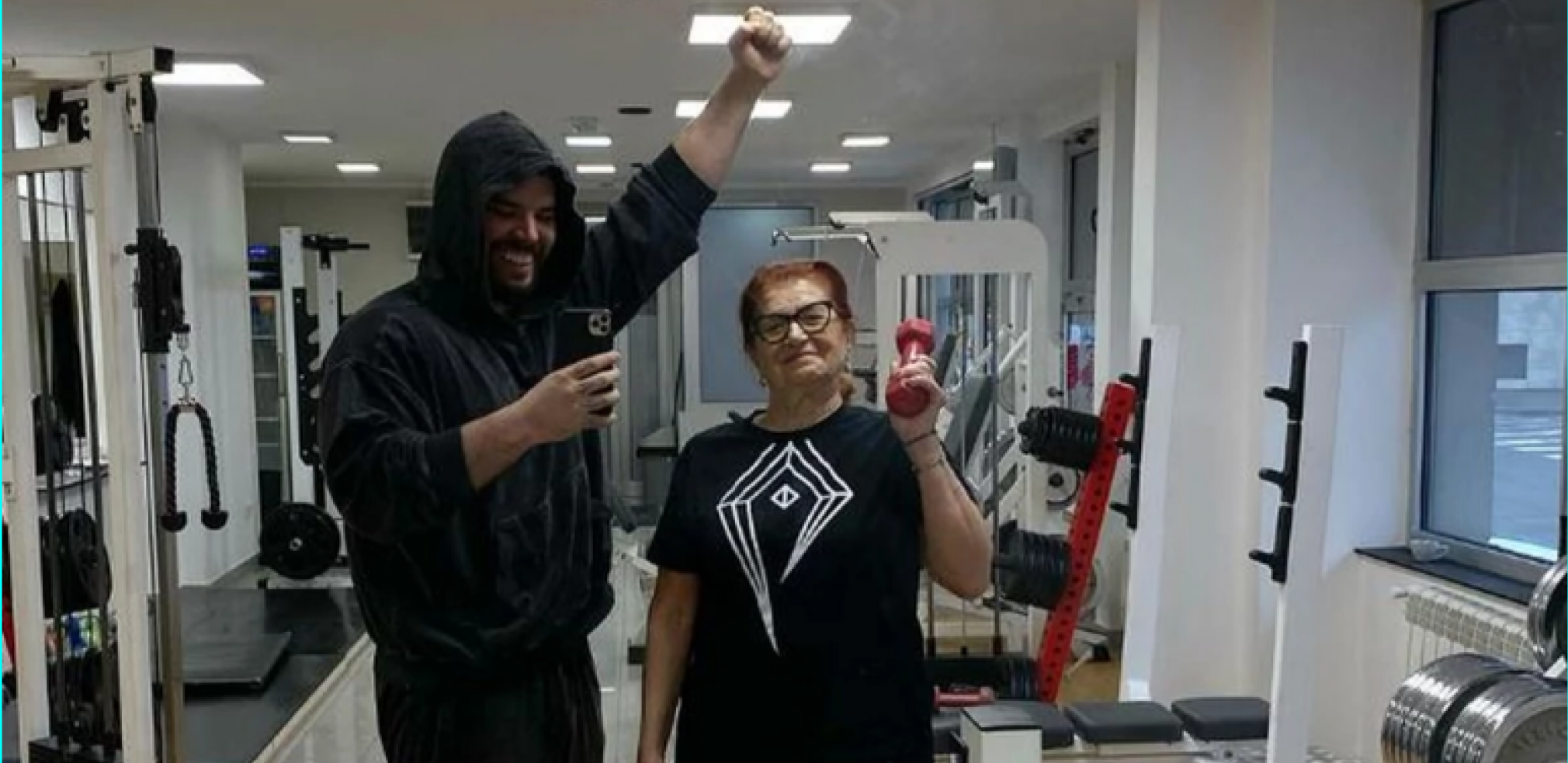 HIT SCENE ADAKTARA SA BAKOM Odveo je u teretanu, a ono što je ponela sa sobom, nasmejalo je mnoge!