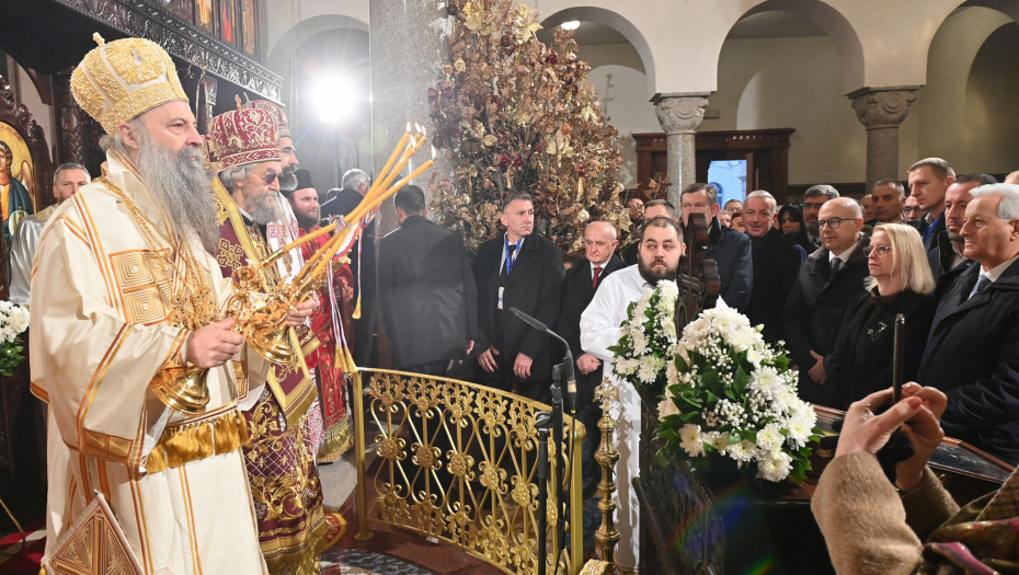 Vučević i Mojsilović na liturgiji u banjalučkom Hramu Hrista Spasitelja